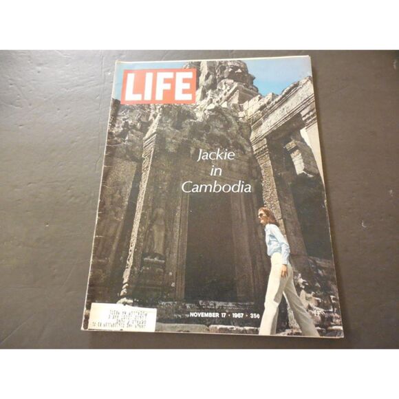 Vintage MCM Life Nov 17 1967 Jackie In Cambodia Kennedy - Picture 1 of 3